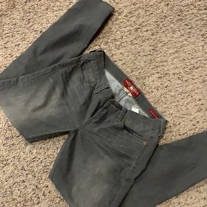 Lucky brand Charlie Skinny size 4/27 grey jeans